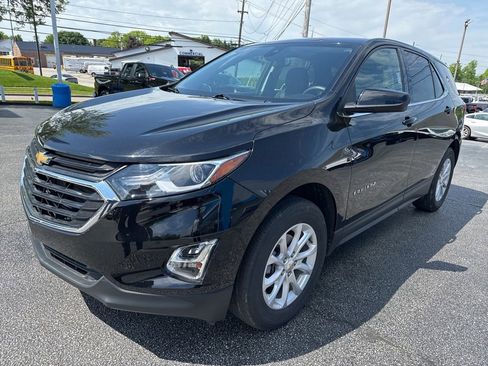 Used 2020 Chevrolet Equinox LT AWD/4WD image 2