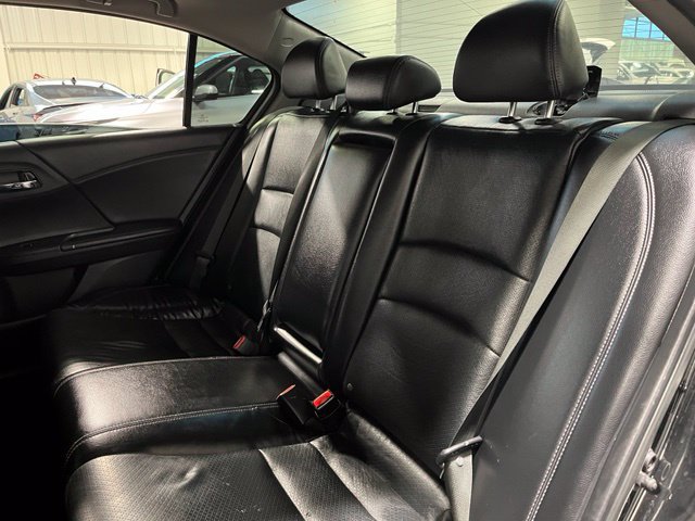 Used 2016 Honda Accord EX-L image 17