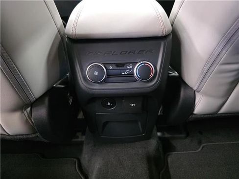 New 2026 Ford Explorer Active w/ Active Comfort Package image 17