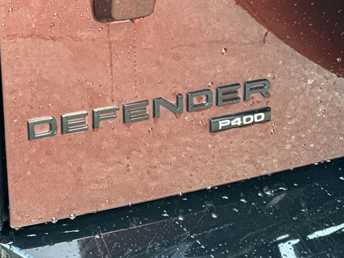 Used 2023 Land Rover Defender 130 X-Dynamic SE image 14