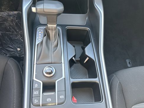 New 2026 Kia Sorento LX FWD image 19