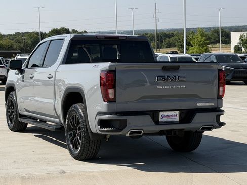 Used 2024 GMC Sierra 1500 Elevation w/ Elevation Premium Package AWD/4WD image 4