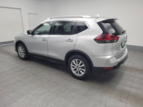 Used 2020 Nissan Rogue SV FWD image 3