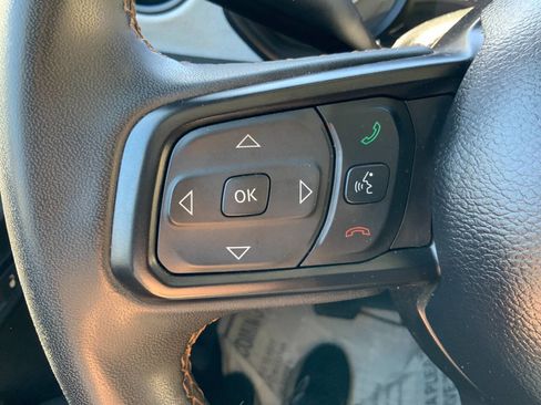 Used 2024 Jeep Wrangler Unlimited Sport AWD/4WD image 12