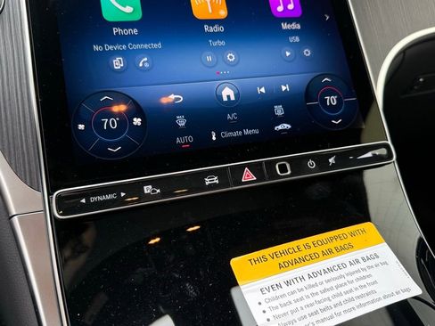 Used 2026 Mercedes-Benz GLC 300 4MATIC image 26