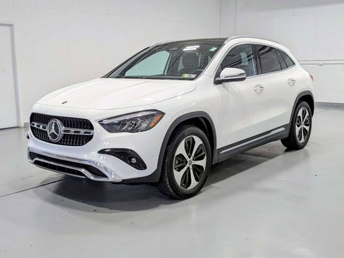 Certified 2025 Mercedes-Benz GLA 250 4MATIC image 1