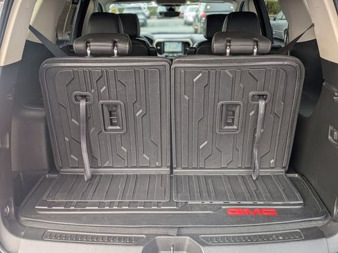 Certified 2023 GMC Acadia Denali w/ Denali Technology Package image 35