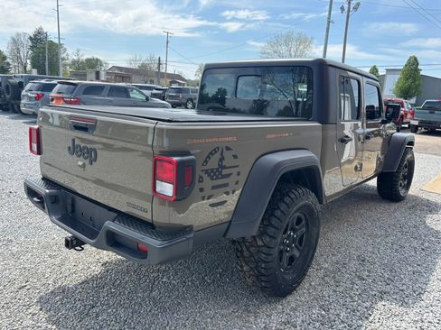Used 2020 Jeep Gladiator Sport AWD/4WD image 6
