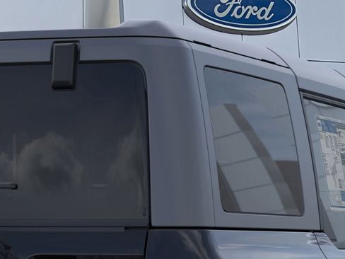 New 2025 Ford Bronco Outer Banks w/ Sasquatch Package AWD/4WD image 25