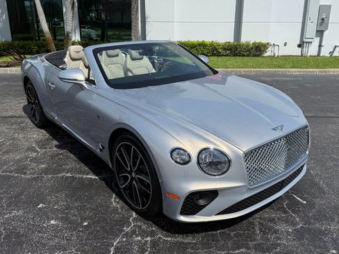 Used 2020 Bentley Continental GT V8 AWD/4WD image 3