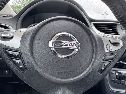 Used 2019 Nissan Sentra SV w/ Special Edition Package FWD image 16