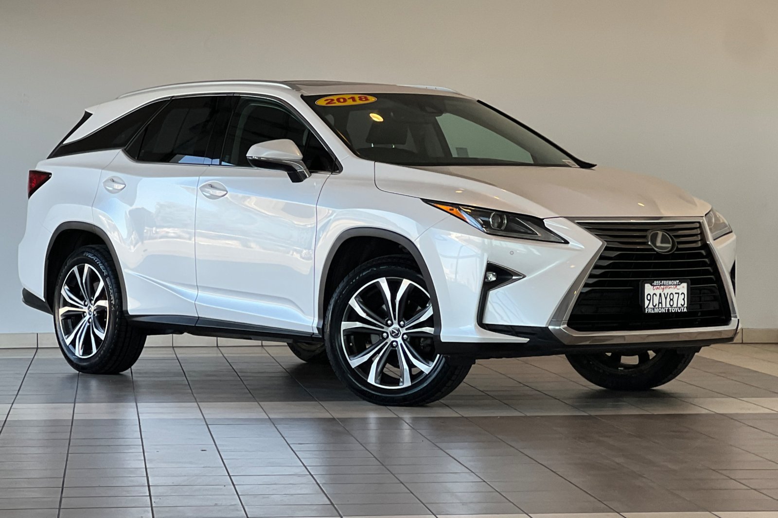 Used 2018 Lexus RX 350L FWD image 2
