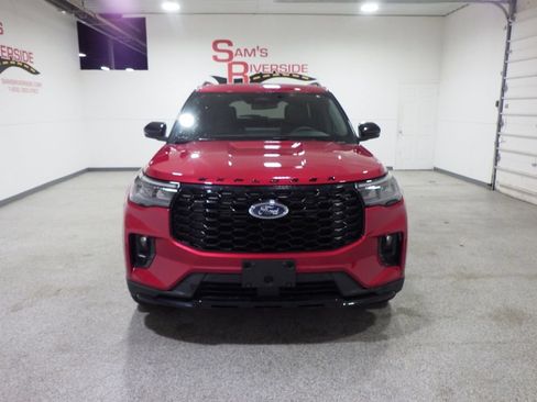 Used 2025 Ford Explorer ST-Line w/ Premium Package AWD/4WD image 6