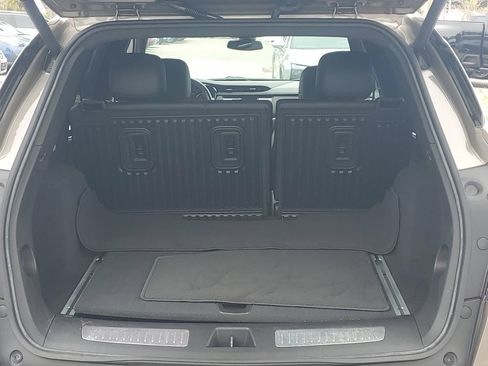 Used 2023 Cadillac XT5 Premium Luxury FWD image 9