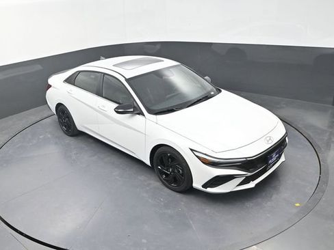 New 2026 Hyundai Elantra SEL Sport Premium FWD image 22