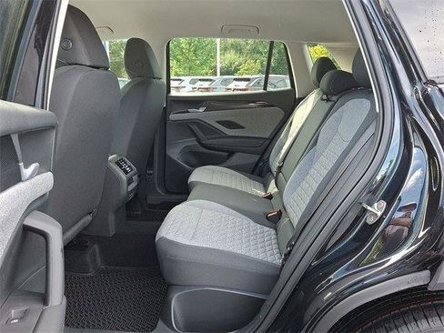 New 2025 Volkswagen Tiguan S image 7