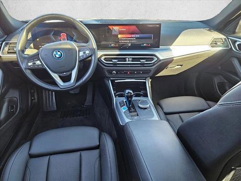 Used 2023 BMW i4 eDrive35 w/ Premium Package image 17