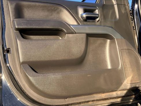 Used 2018 Chevrolet Silverado 1500 LT w/ Texas Edition image 18