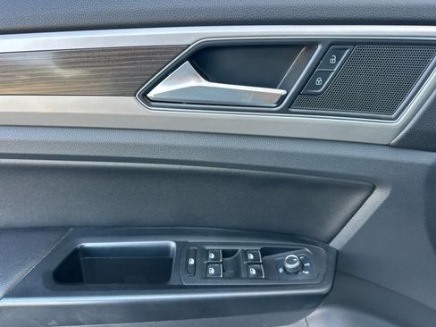 Used 2019 Volkswagen Atlas SEL FWD image 13