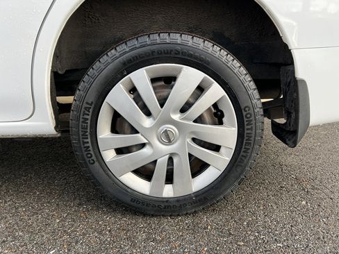 Used 2019 Nissan NV200 SV w/ Navigation Package image 8