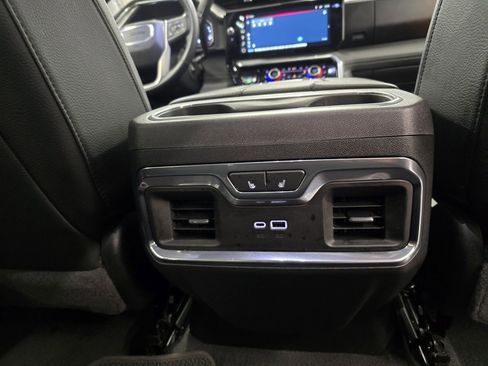 Used 2024 GMC Sierra 2500 Denali w/ Denali Reserve Package image 45