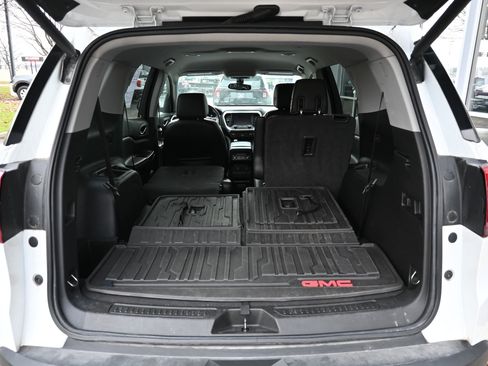 Used 2019 GMC Acadia SLT image 6