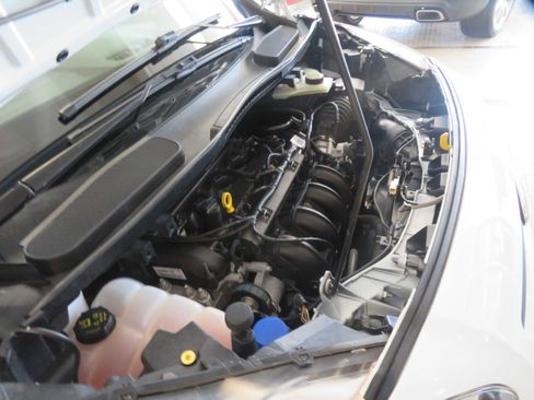 Used 2016 Ford Transit Connect XL image 45