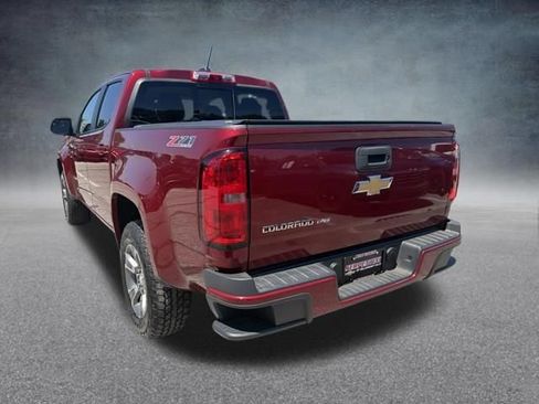 Used 2018 Chevrolet Colorado Z71 AWD/4WD image 9