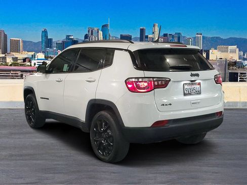 Used 2026 Jeep Compass Latitude AWD/4WD image 5