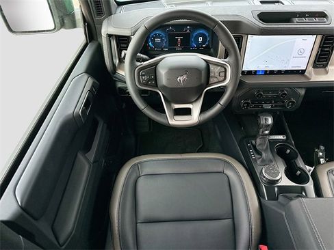New 2025 Ford Bronco Outer Banks image 16