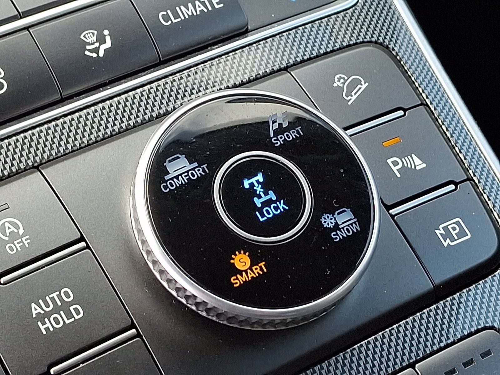 Certified 2023 Hyundai Santa Fe Limited AWD/4WD image 27