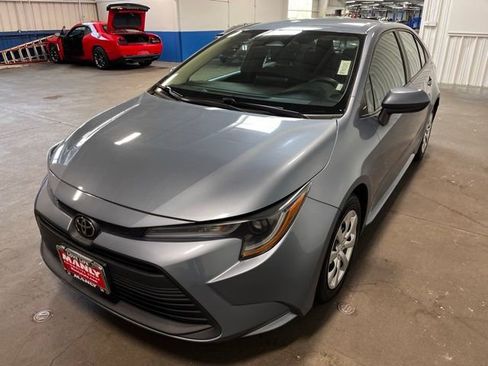 Used 2023 Toyota Corolla LE FWD image 7