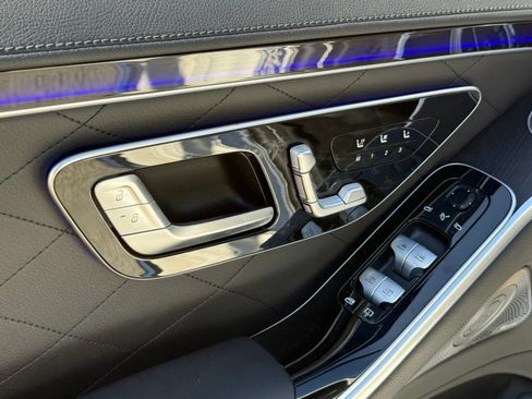 Used 2023 Mercedes-Benz S 580 4MATIC Sedan image 22