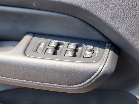 New 2025 Volvo XC60 B5 Plus w/ Protection Package Premier image 4