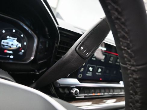 Used 2026 GMC Sierra 1500 Elevation image 17