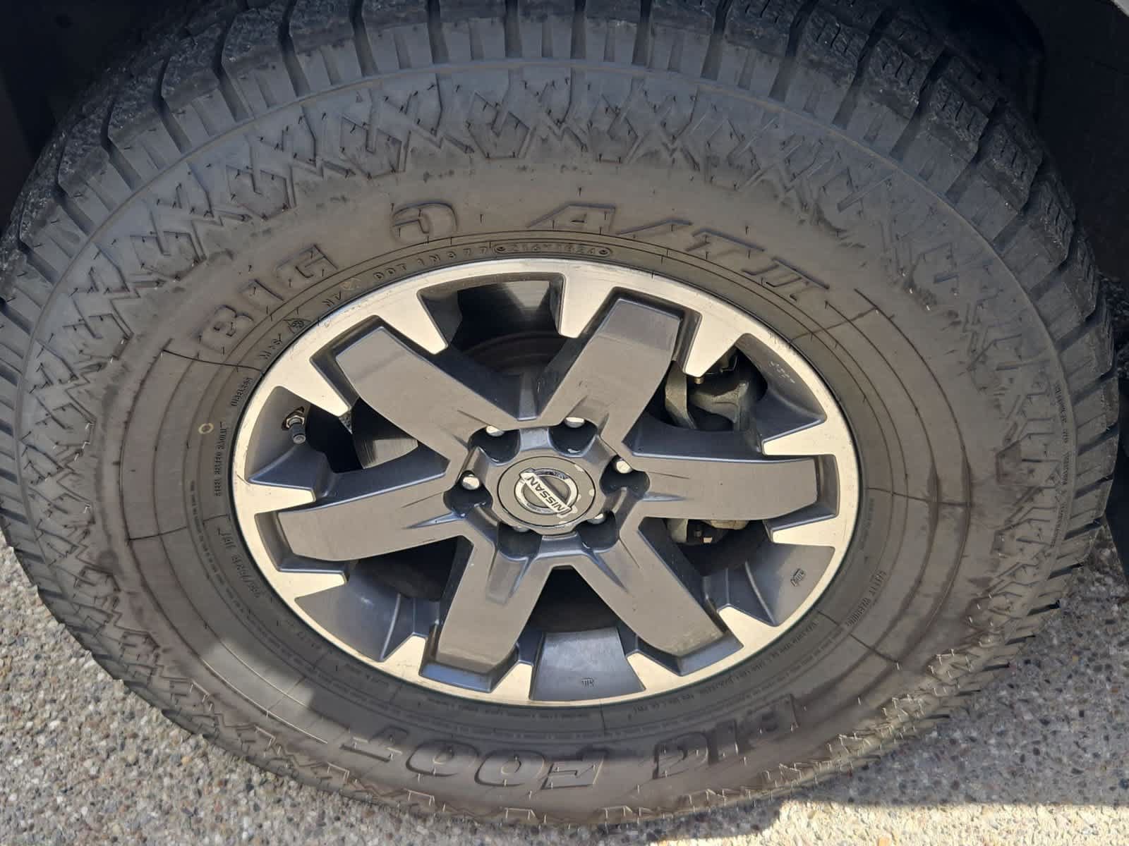 Used 2014 Nissan Frontier PRO-4X AWD/4WD image 14