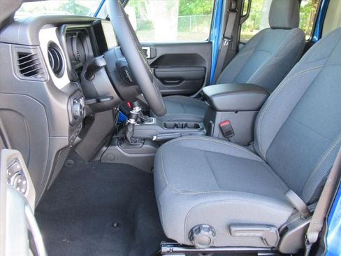 New 2026 Jeep Wrangler Unlimited Sport AWD/4WD image 19
