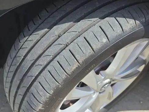 Used 2017 INFINITI QX30 Premium w/ Technology Package image 55