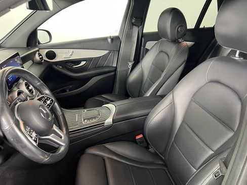 Used 2022 Mercedes-Benz GLC 300 4MATIC image 16