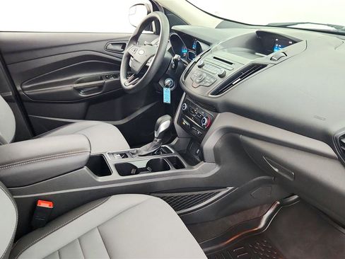 Used 2018 Ford Escape S image 40