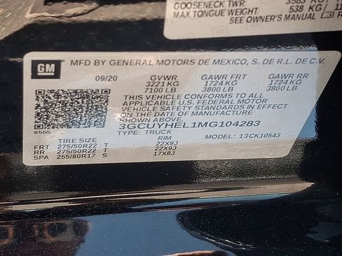 Used 2021 Chevrolet Silverado 1500 High Country w/ Technology Package AWD/4WD image 28