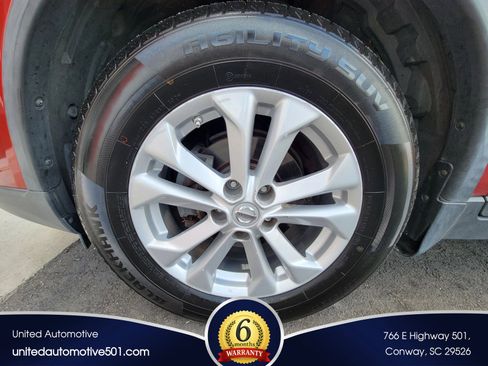 Used 2015 Nissan Rogue SV FWD image 20