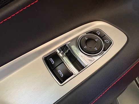 Used 2024 Chevrolet Corvette Stingray Coupe w/ Z51 Performance Package image 20