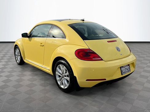 Used 2013 Volkswagen Beetle TDI image 5