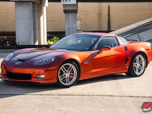 Used 2006 Chevrolet Corvette Z06 w/ Preferred Equipment Group image 28