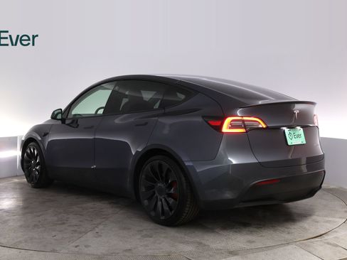 Used 2023 Tesla Model Y Performance AWD/4WD image 17