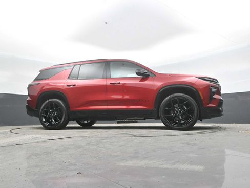 Used 2024 Chevrolet Traverse RS w/ LPO, Floor Liner Package AWD/4WD image 52
