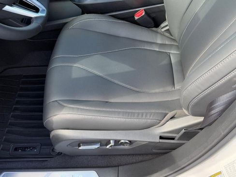 New 2025 Acura RDX SH-AWD image 11