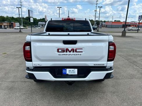New 2026 GMC Canyon Elevation image 4