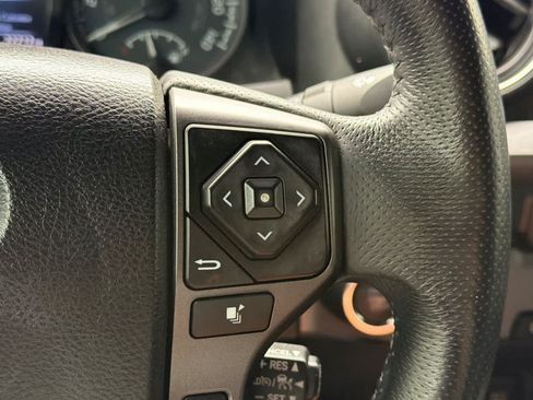 Used 2021 Toyota Tacoma TRD Sport w/ Technology Package RWD image 25